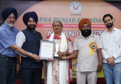 Punjab Foundation Honors Senior Educators with Lifetime Achievement Awards