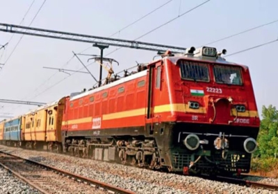 UP Trains Stones Pelted