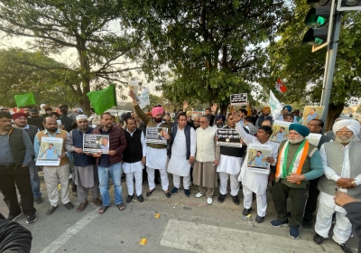 Youth at Khinauri Border