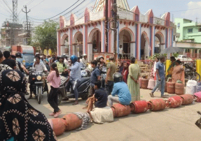 Uproar over LPG Crisis in Ranchi