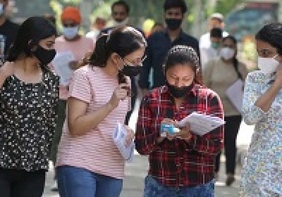चंडीगढ़ में यूपीएससी प्रीलिम्स एग्जाम के लिए पहुंचे हजारों छात्र