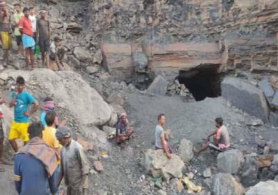 Illegal coal mining in Nirasa of Dhanbad two killed