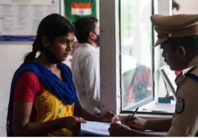 Obscene Messages Sent to Female Officer in Raipur