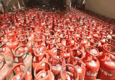 These consumers will get free gas cylinder