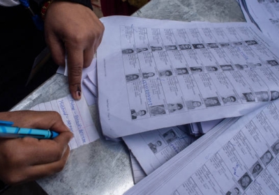 दिल्ली के मुख्य निर्वाचन अधिकारी के अनुसार 1.56 करोड़ मतदाता लगभग 13766 मतदान केंद्रों पर कल मतदान करने के पात्र हैं