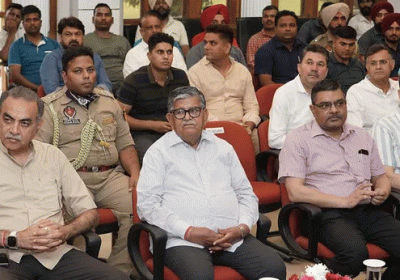 Governor Gulab Chand Kataria Himself Arrives at Office