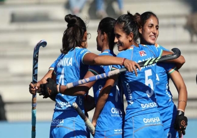 Indian womens hockey team loses 2-3 to China
