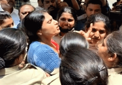 hyderabad police stopped sharmila from going to osmania hospital