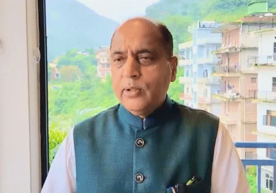 CM Finds Pleasure in Halting Work