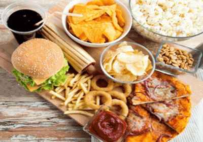 Excessive consumption of junk food can affect the mental health of children