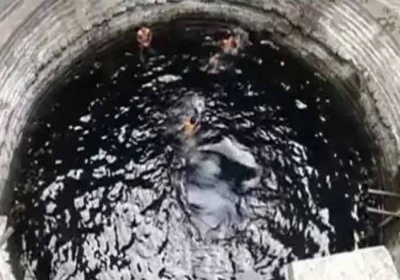 Shocking incident in Maharashtra, mother threw 6 children in the well, see what happened then