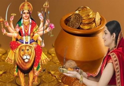 Chaitra Navratri Upay to get blessing and dhan from Maa Lakashmi.