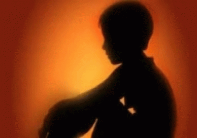 Minor boy strangulated by mother's dupatta, died