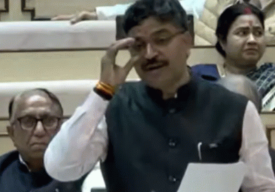 Tikaram Julie cornered the government on Panchayati Raj