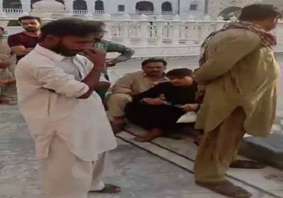 In Pakistan, the dignity of Panja Sahib was broken, the star cast and team were seen walking around 