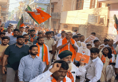 Despite the scorching heat, thousands of people are participating in the padyatra