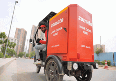 Zomato launches 'Large Order Fleet', customers will be able to order food for 50 people simultaneous