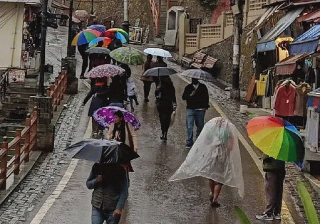 Weather takes a turn in Himachal