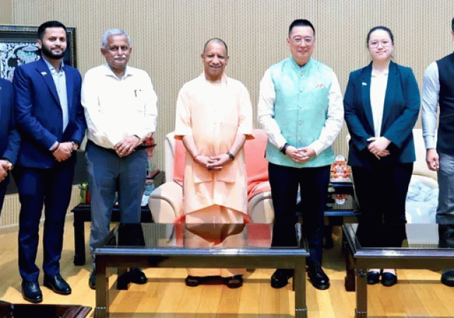 Chief Minister Yogi Meets High Commissioner Simon Wong