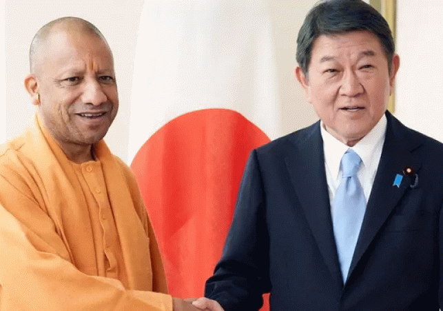 CM Yogi inspects green hydrogen plant during